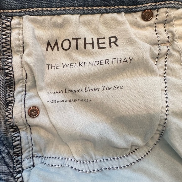 Woman’s Mother Jeans - Picture 5 of 5